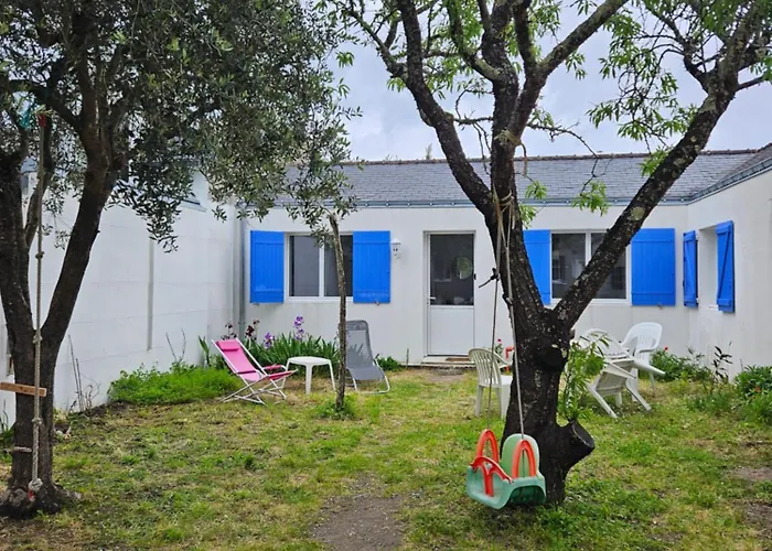 Deux Maisons Reunis Par Le Jardin Et Sa Cabine De Plage, A 8Min A Pieds Des Plages Et De L'Ocean