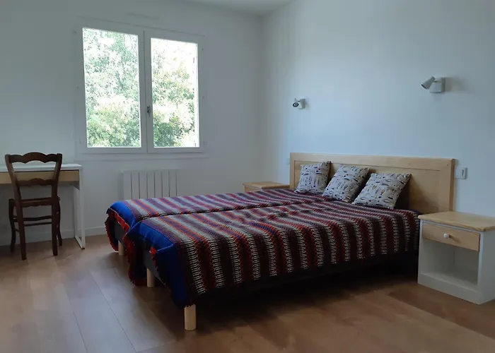 Maison 6 Pers Au Calme Pres Marais Salants A Batz