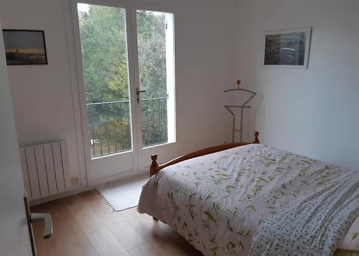 Maison 6 Pers Au Calme Pres Marais Salants A Batz